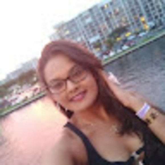 Meet your Posher, Ananda - Picture 1 of 1